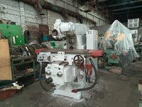 Станок фрезерный широкоуниверсальный 6Т82Ш