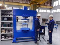 Гаражный пресс для распрессовки колёс 150 тонн
